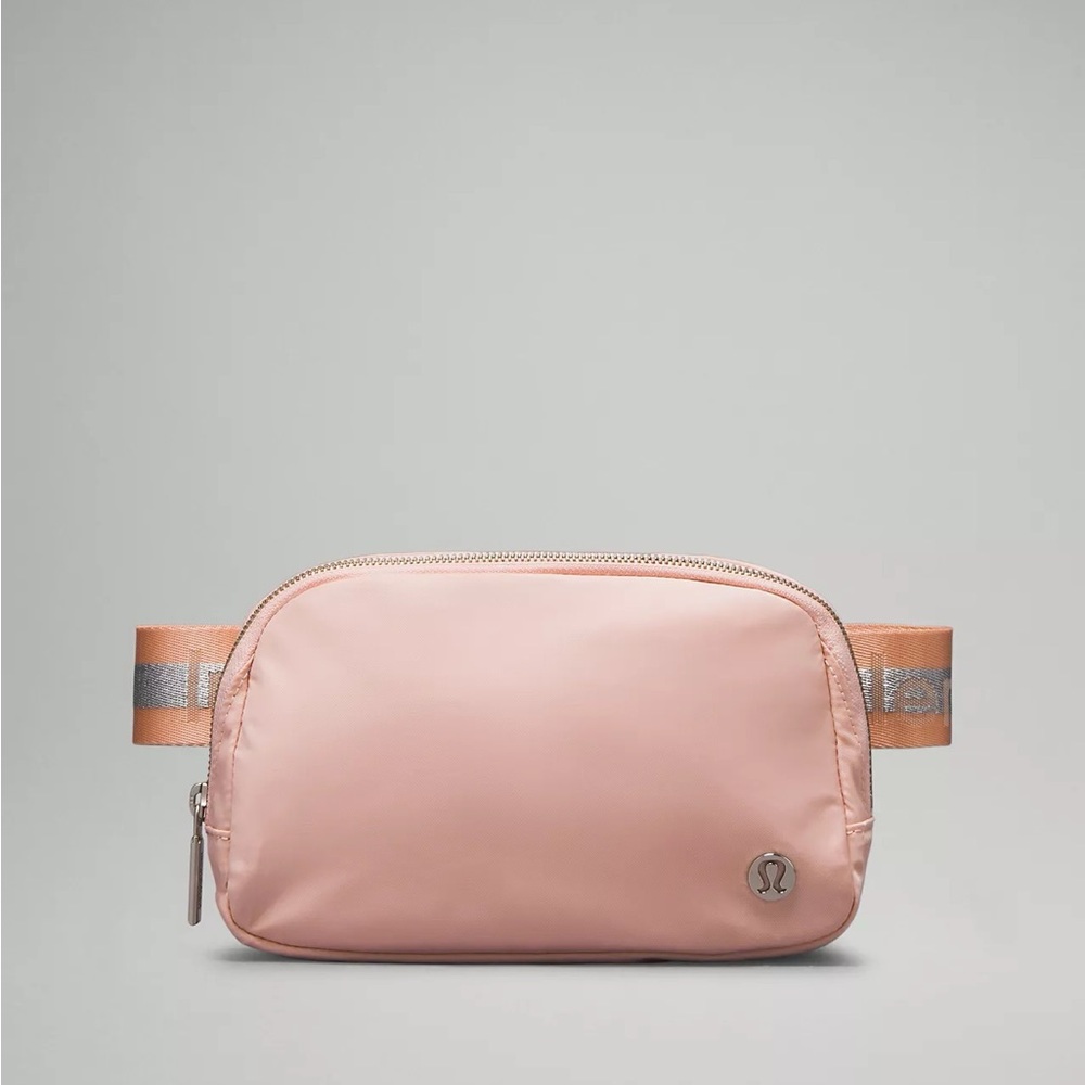 Lululemon Everywhere Belt Bag 1L Wordmark NWT